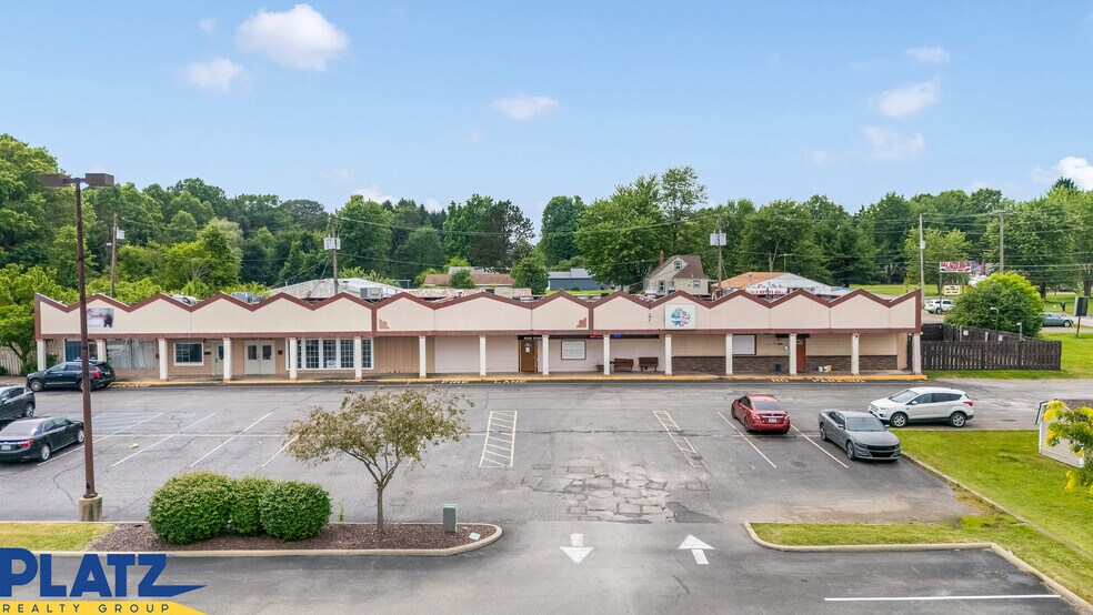 More Photos Of 1716-1728 S Raccoon Rd, Austintown Freestanding For Sale