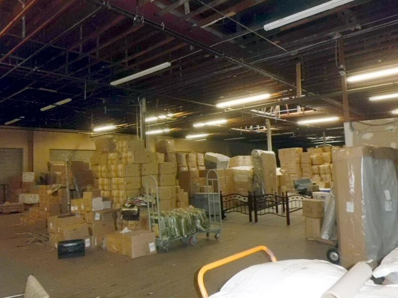 More Photos Of 24 Sheridan Ave, Clifton Warehouse For Sale