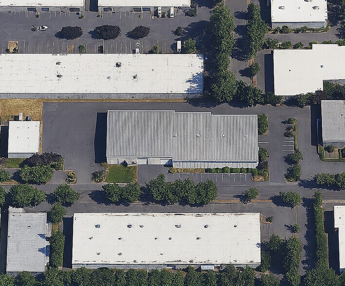 More Photos Of 15324 NE 92nd St, Redmond Warehouse For Lease