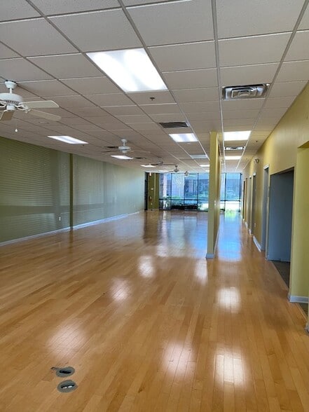 More Photos Of 425 Ashley Ridge Blvd, Shreveport Office For Lease