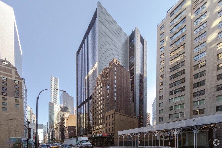 More Photos Of 40 W 57th St, New York Office For Lease