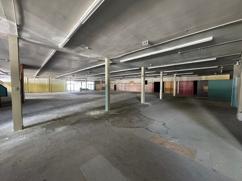 More Photos Of 1251 S Virginia St, Reno Freestanding For Sale