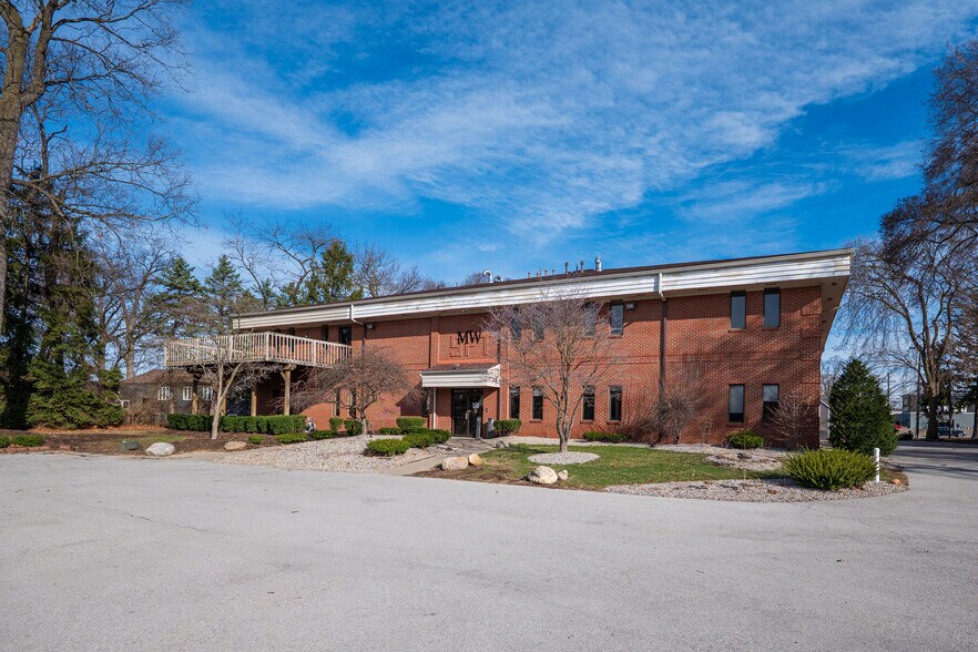 Primary Photo Of 6629 W Central Ave, Toledo Office For Lease