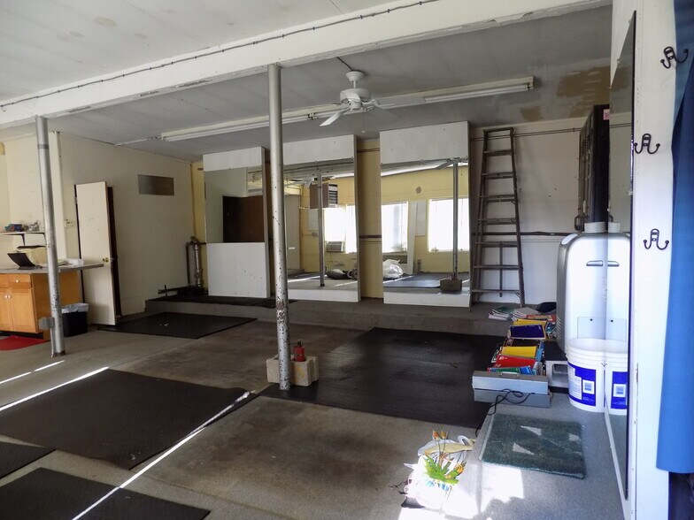 More Photos Of 40 Preston St, Bristol Office For Lease
