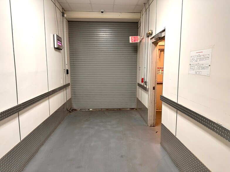 More Photos Of 600 Boyce Rd, Pittsburgh Food Processing For Lease