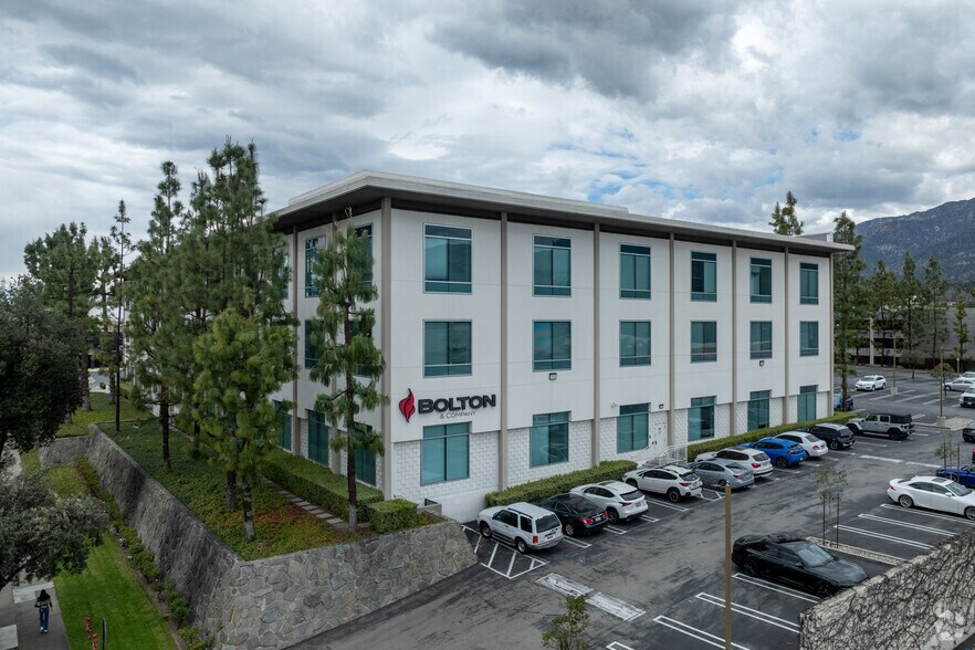 More Photos Of 3475 E Foothill Blvd, Pasadena Unknown For Lease