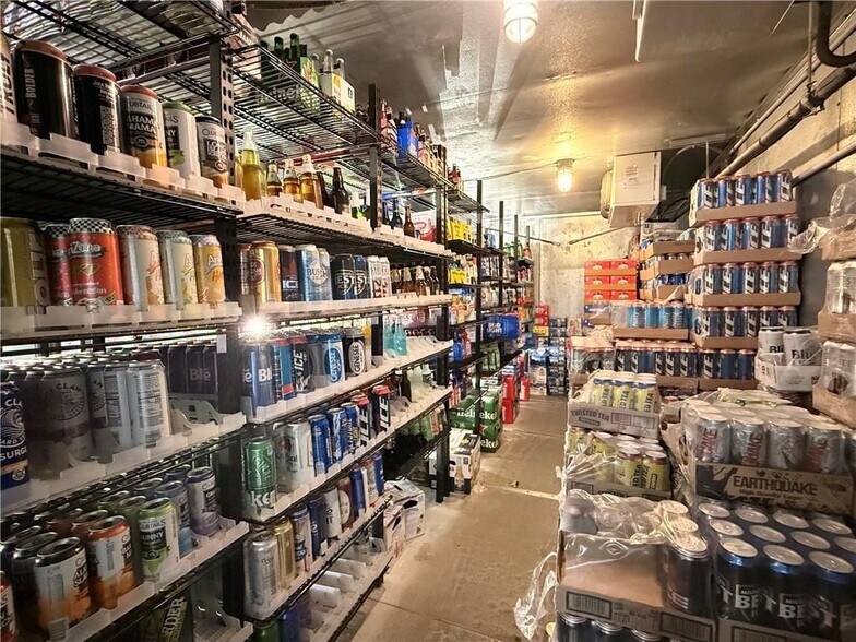 More Photos Of 406 Walnut St, Elmira Convenience Store For Sale