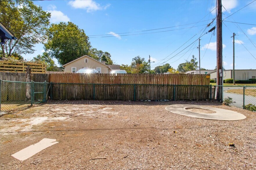 More Photos Of 57 Merritt St SE, Marietta Daycare Center For Sale