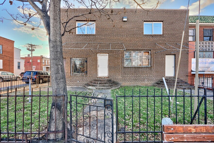 Primary Photo Of 5400-5402 Reisterstown Rd, Baltimore Light Distribution For Sale