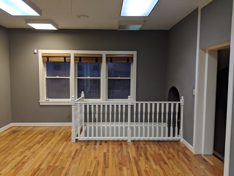 More Photos Of 5010 Dodge St, Omaha Office For Sale