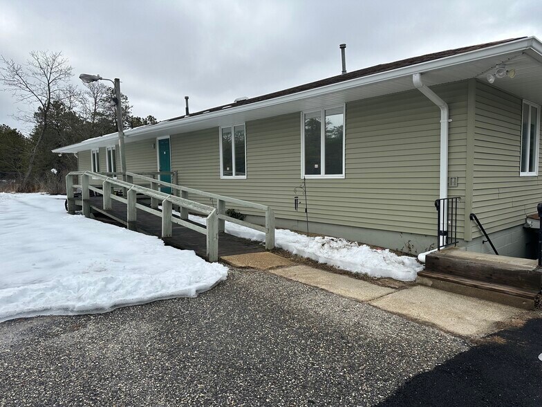 More Photos Of 511 Dover Rd, Toms River Office For Lease