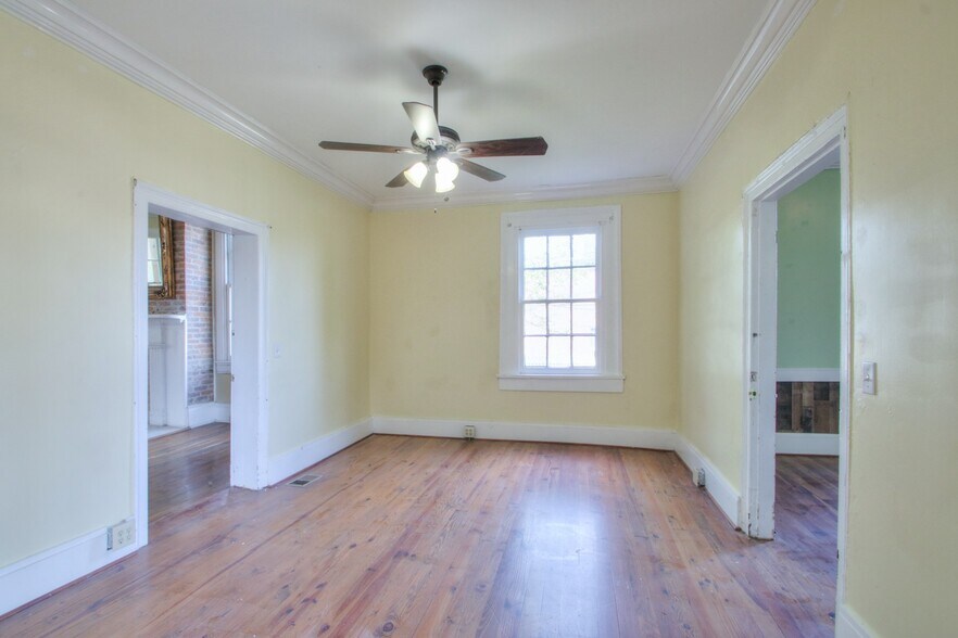 More Photos Of 5294 Main St, Spring Hill Office Residential For Sale