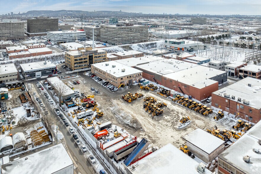 More Photos Of 435-445 Rue De Port-Royal O, Montréal Flex For Lease