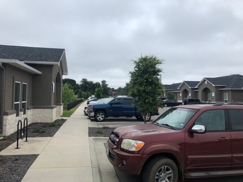 More Photos Of 660 S Bagdad Rd, Leander Loft Creative Space For Sale