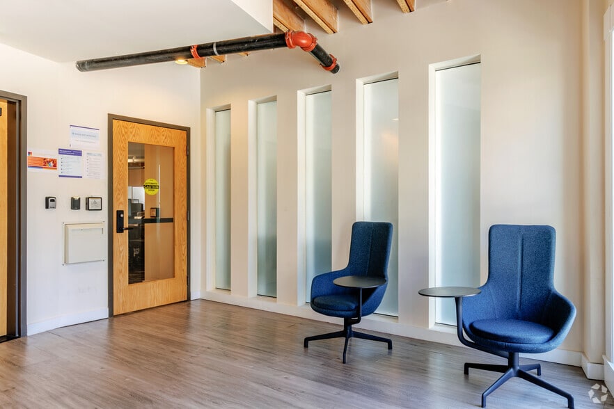 More Photos Of 1512-1514 Curtis St, Denver Loft Creative Space For Lease