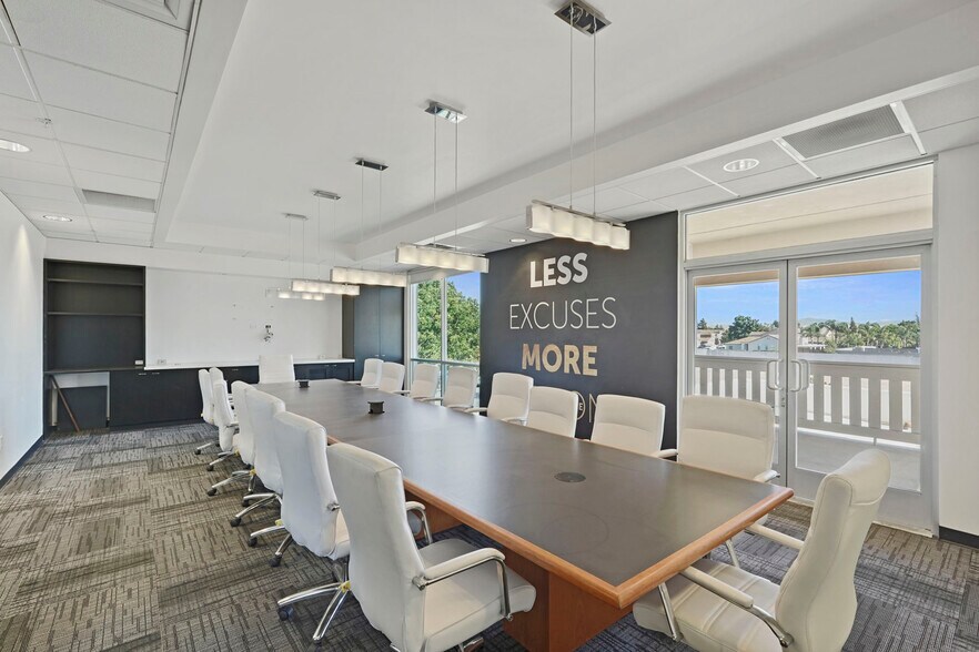 More Photos Of 2140 W Grant Line Rd, Tracy Office For Sale