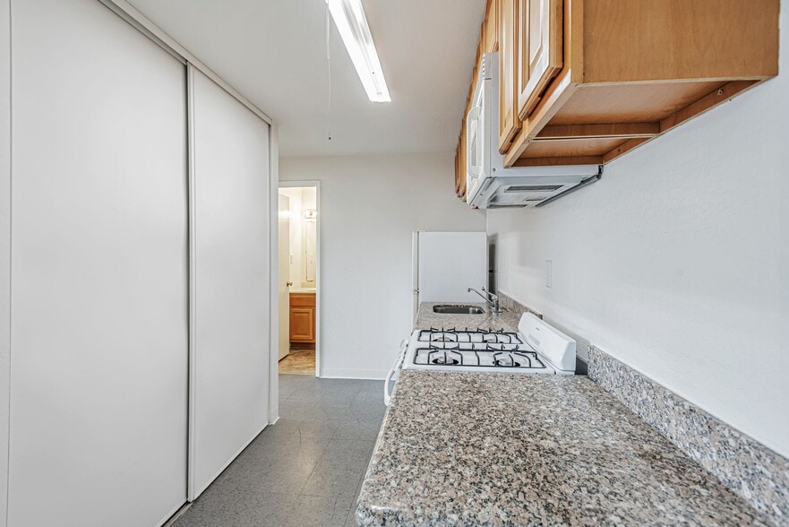 More Photos Of 2915 Keith St, San Francisco General Retail For Lease