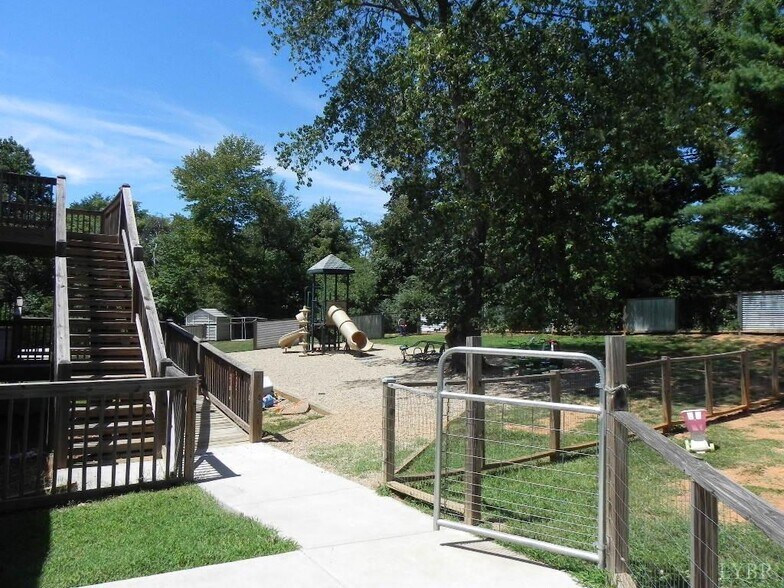 More Photos Of 249 Laxton Rd, Lynchburg Daycare Center For Sale