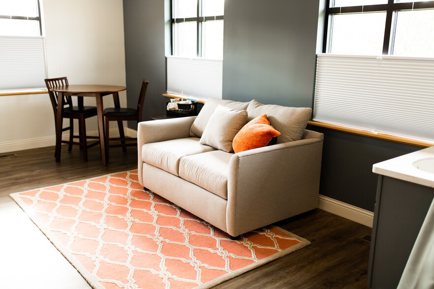 More Photos Of 9835 Auburn Rd, Fort Wayne Medical For Sale