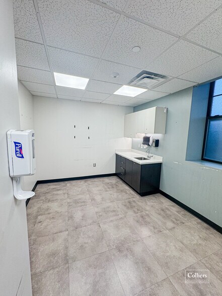 More Photos Of 1908 Wylie Ave, Pittsburgh Office For Lease
