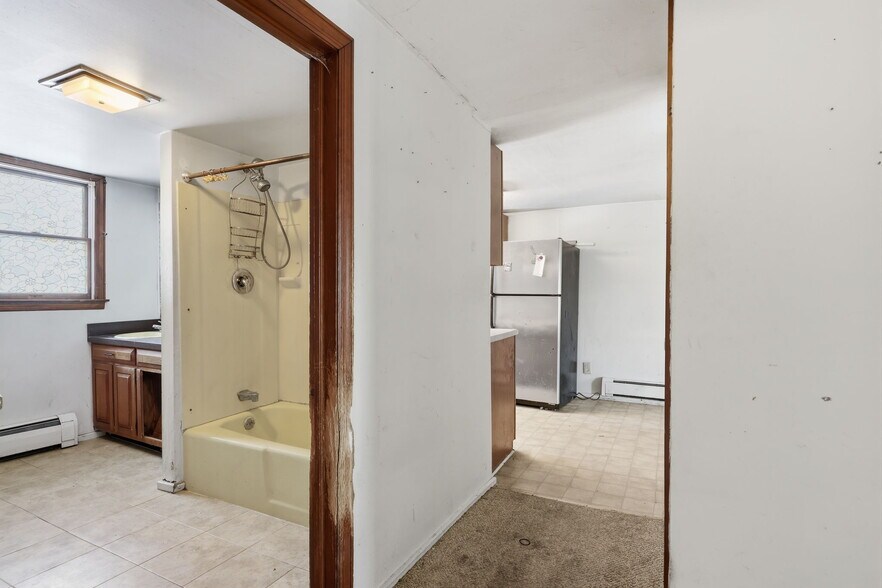 More Photos Of 2695 Main St, Lawrence Apartments For Sale