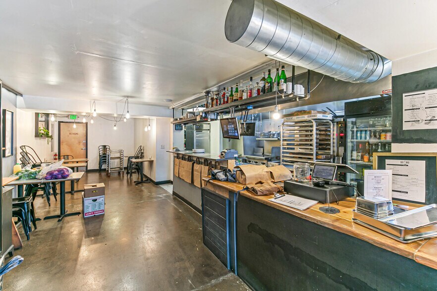 More Photos Of 3264 Larimer St, Denver Restaurant For Sale