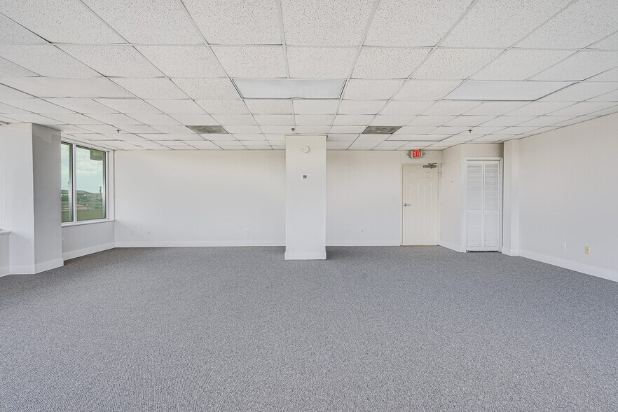 More Photos Of 55 Inlet Harbor Rd, Ponce Inlet Office Residential For Sale