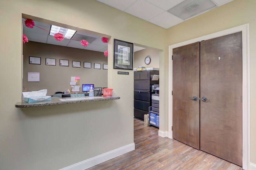 More Photos Of 10 William Pope Dr, Bluffton Medical For Lease