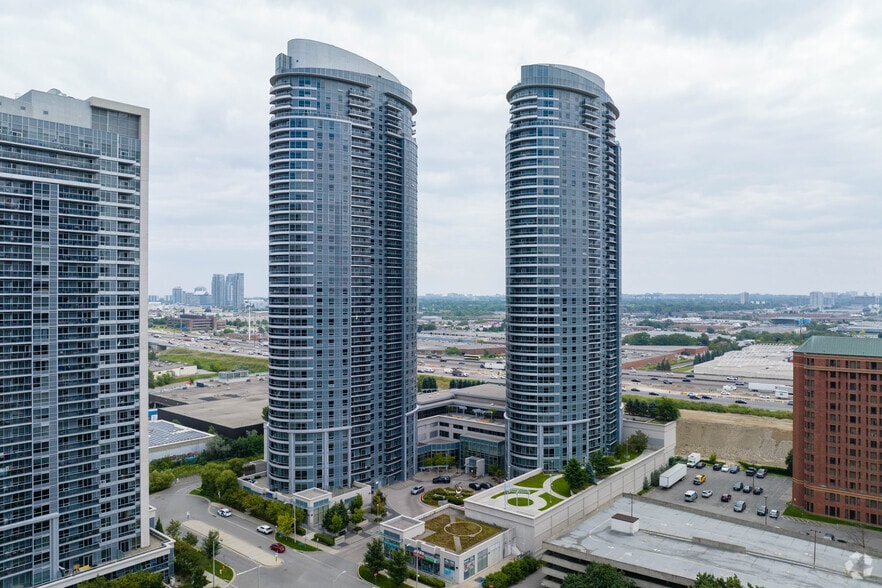 More Photos Of 125 Village Green Sq, Toronto Apartments For Sale