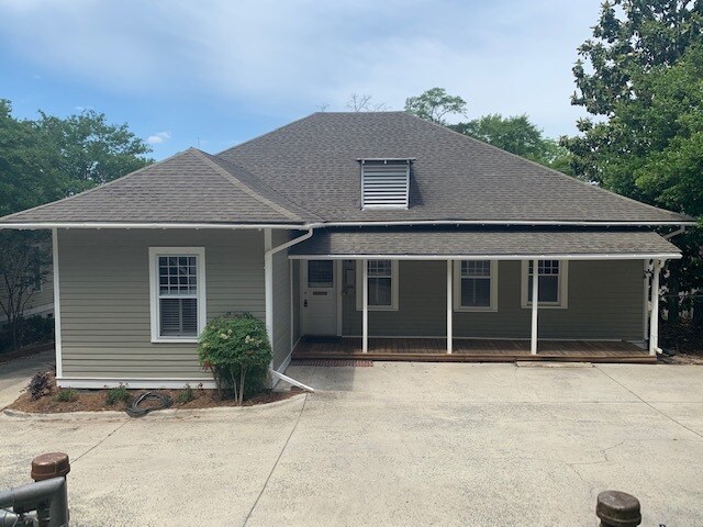 More Photos Of 173 Pierce Ave, Macon-Bibb Office Residential For Lease