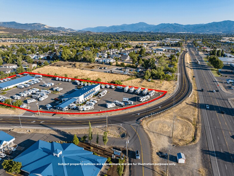 More Photos Of 3976 Crater Lake Ave, Medford Auto Dealership For Lease