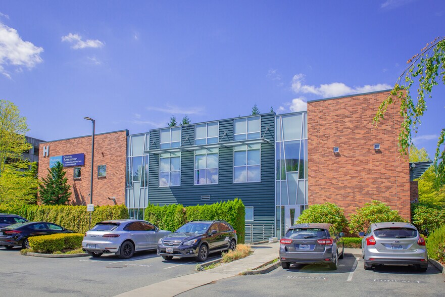 More Photos Of 12911 120th Ave NE, Kirkland Medical For Lease