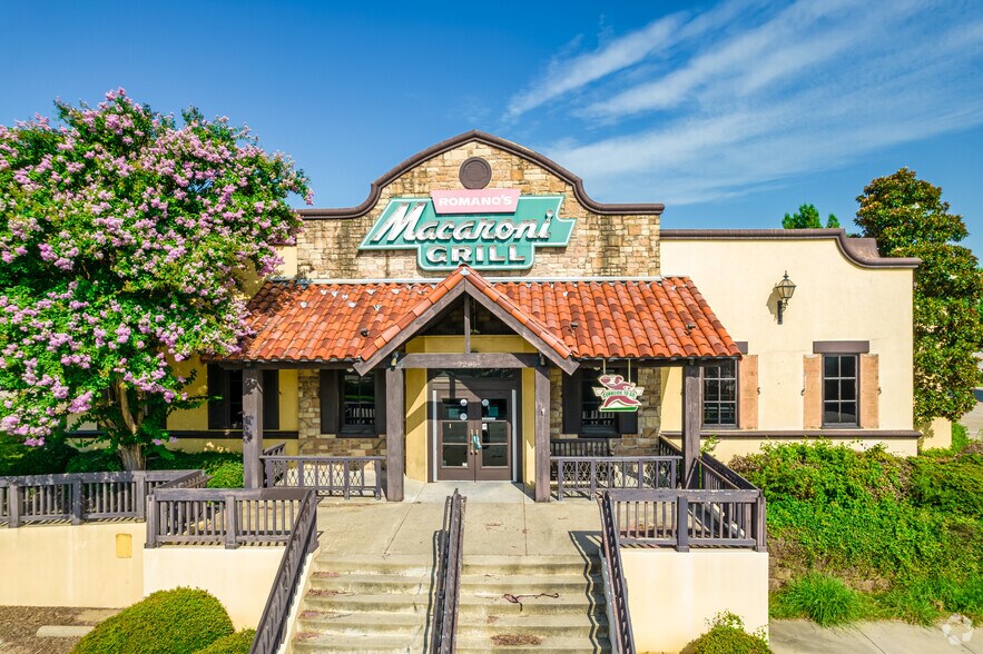 More Photos Of 7205 N Central Expy, Plano Restaurant For Lease