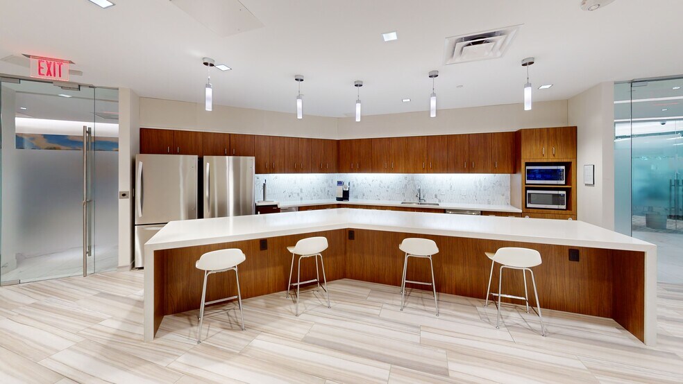 More Photos Of 901 E Cary St, Richmond Unknown For Lease