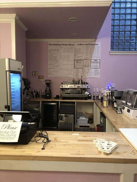 More Photos Of 245 Locust St, Columbia Restaurant For Lease