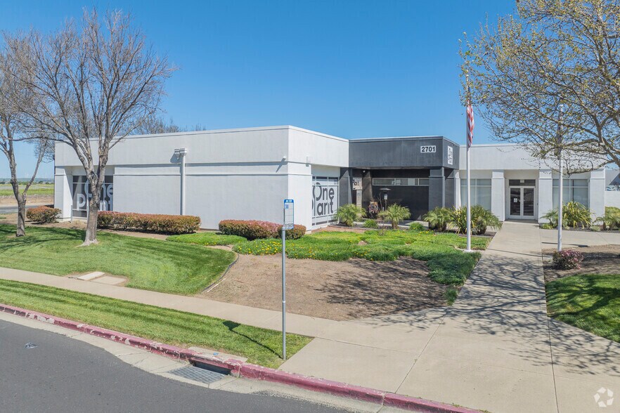 Primary Photo Of 2701 W 10th St, Antioch Freestanding For Sale