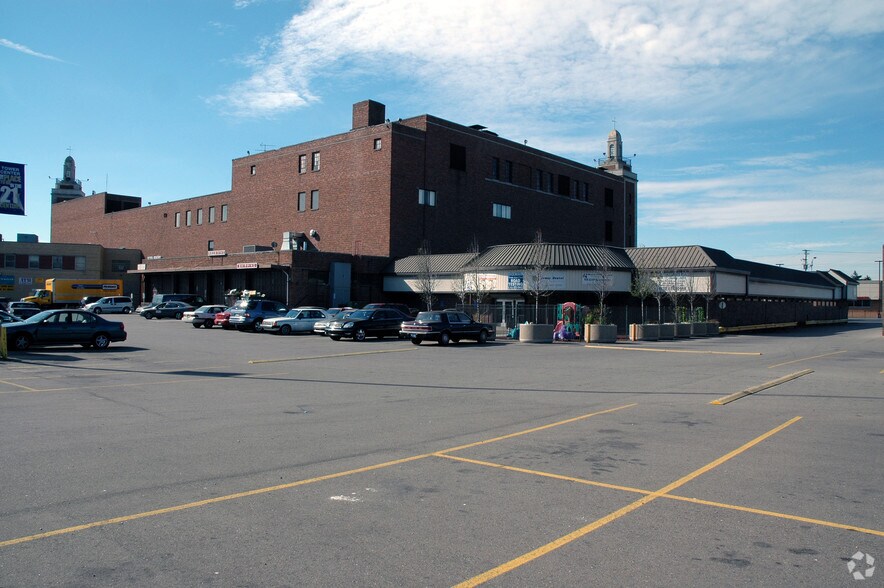More Photos Of 15320-15400 Grand River Ave, Detroit Unknown For Lease