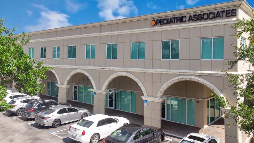 More Photos Of 400 N Hiatus Rd, Pembroke Pines Unknown For Lease