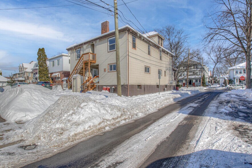 More Photos Of 37 Pierce St, Kingston Multifamily For Sale