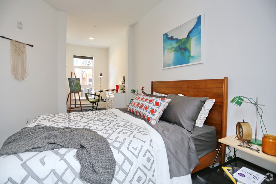 More Photos Of 1850 N 34th St, Seattle Apartments For Lease