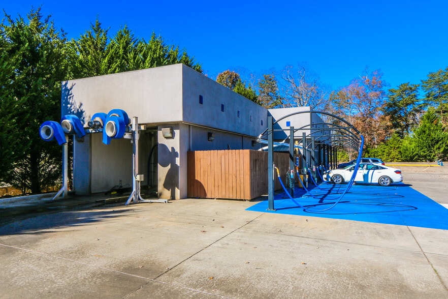 More Photos Of 950 McEver Rd, Gainesville Carwash For Sale