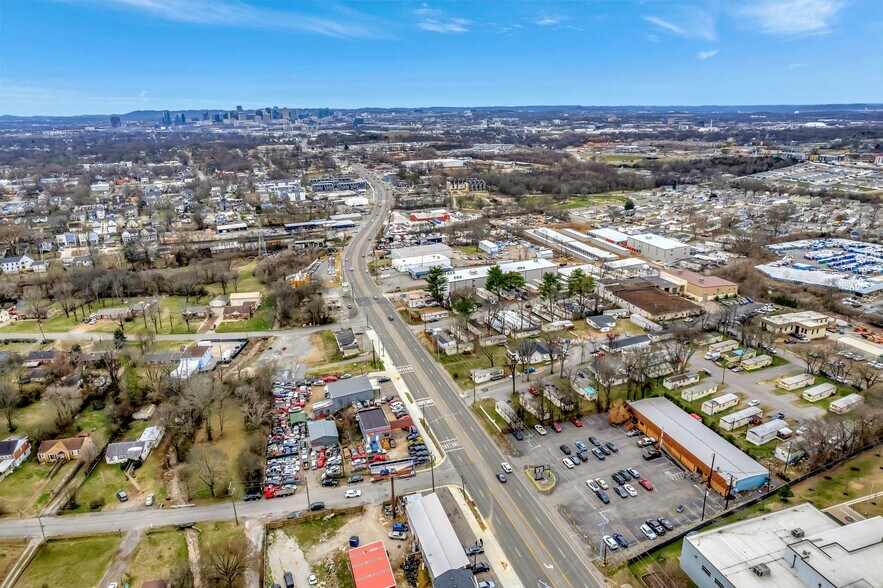 More Photos Of 2524 Dickerson Pike, Nashville Light Manufacturing For Sale