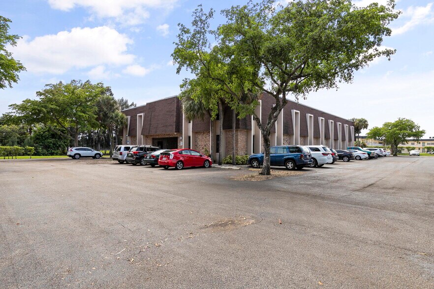 Primary Photo Of 3003 S Congress Ave, Lake Worth Medical For Sale