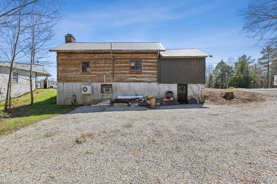 More Photos Of 1760 Fairview Blvd, Fairview General Retail For Sale