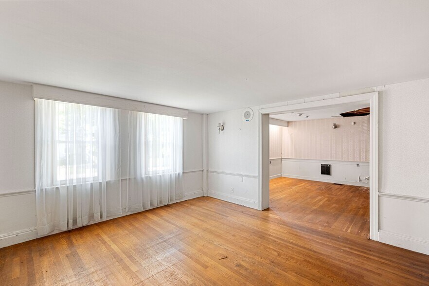 More Photos Of 1126 Washington St, Boston Office For Lease