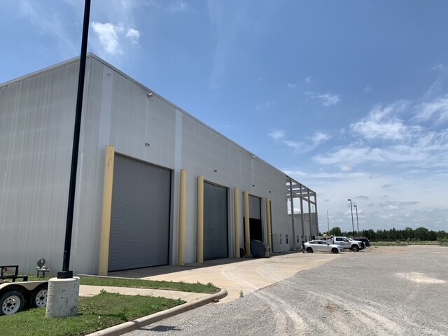 More Photos Of 32728 State Highway 45, Waynoka Light Distribution For Lease