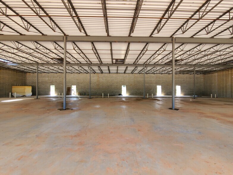 More Photos Of 75 Executive Retail - TBD, Conroe Storefront Retail Office For Lease