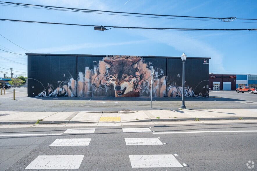 More Photos Of 6800 Folsom Blvd, Sacramento Unknown For Lease