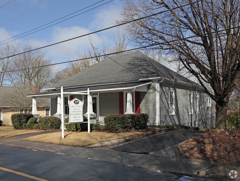 More Photos Of 329 NE Lawrence St, Marietta Medical For Sale