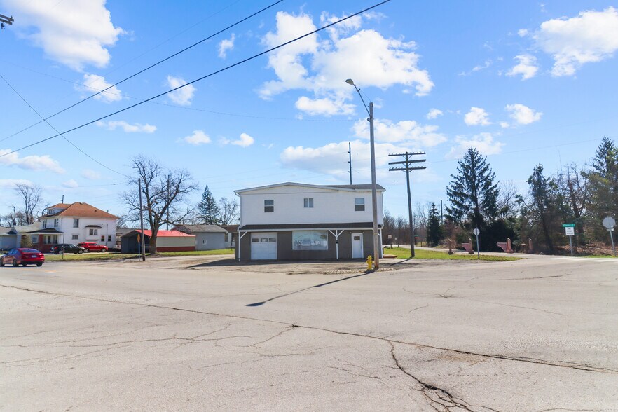 More Photos Of 1630 N Granville Ave, Muncie General Retail For Sale
